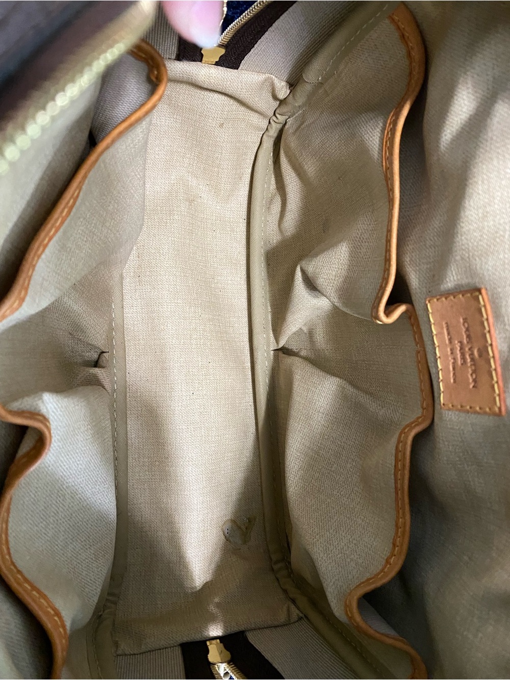 Vintage Louis Vuitton Monogram Deauville Handbag - Picture 12 of 16